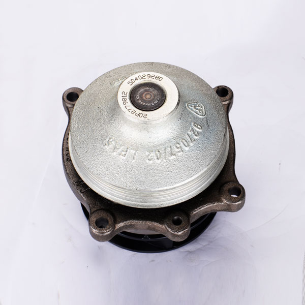 IVECO truck water pump 504029280